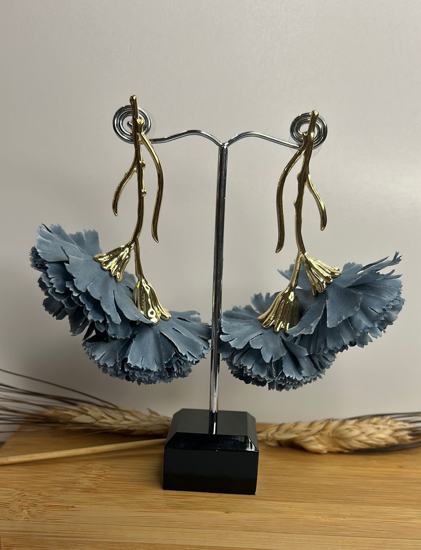 Pendiente flamenca clavelito