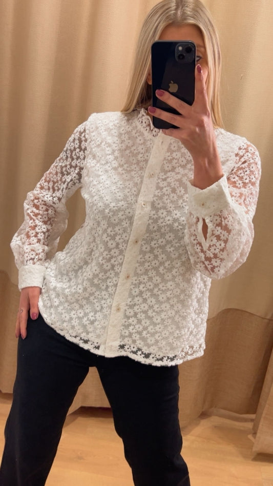 Camisa bordada