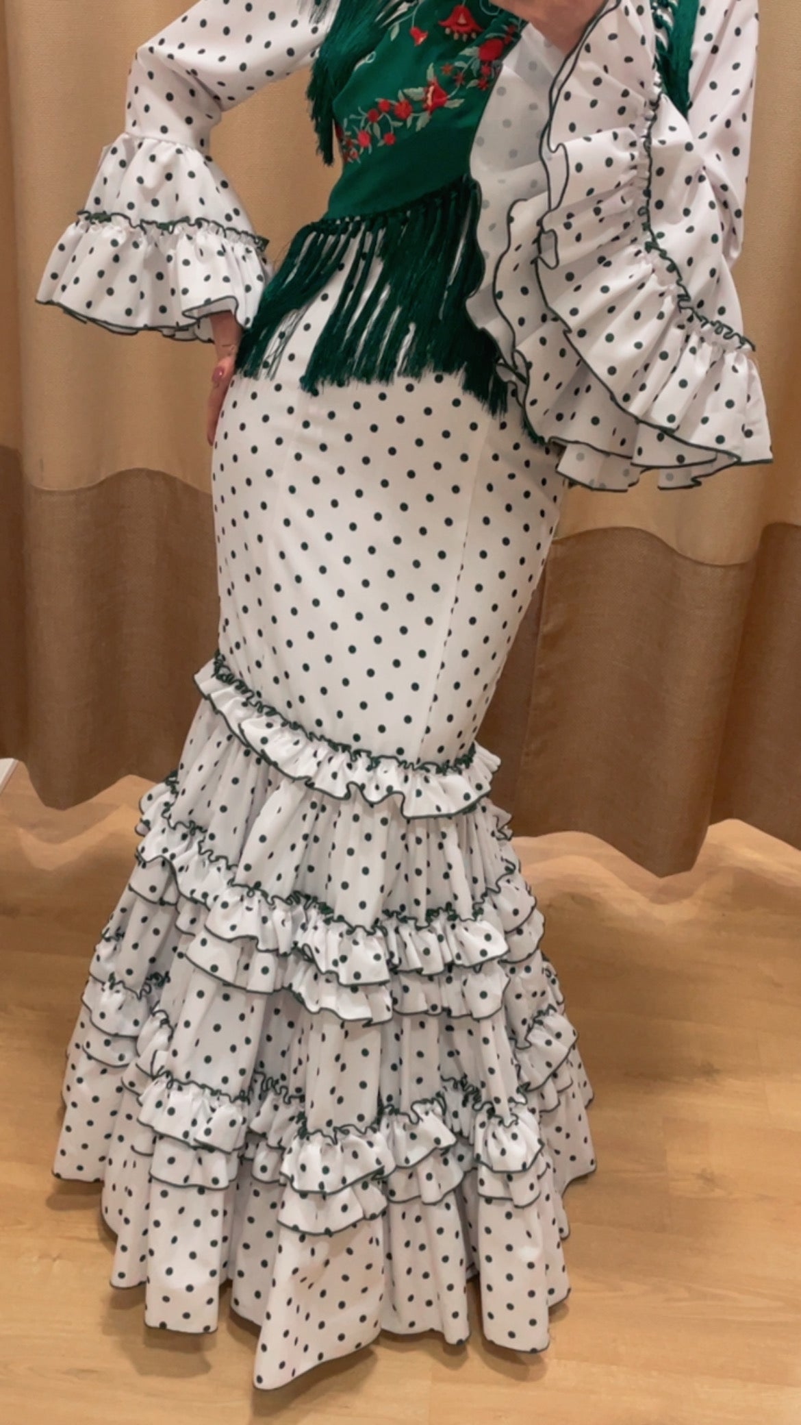 Traje canastero albaicin