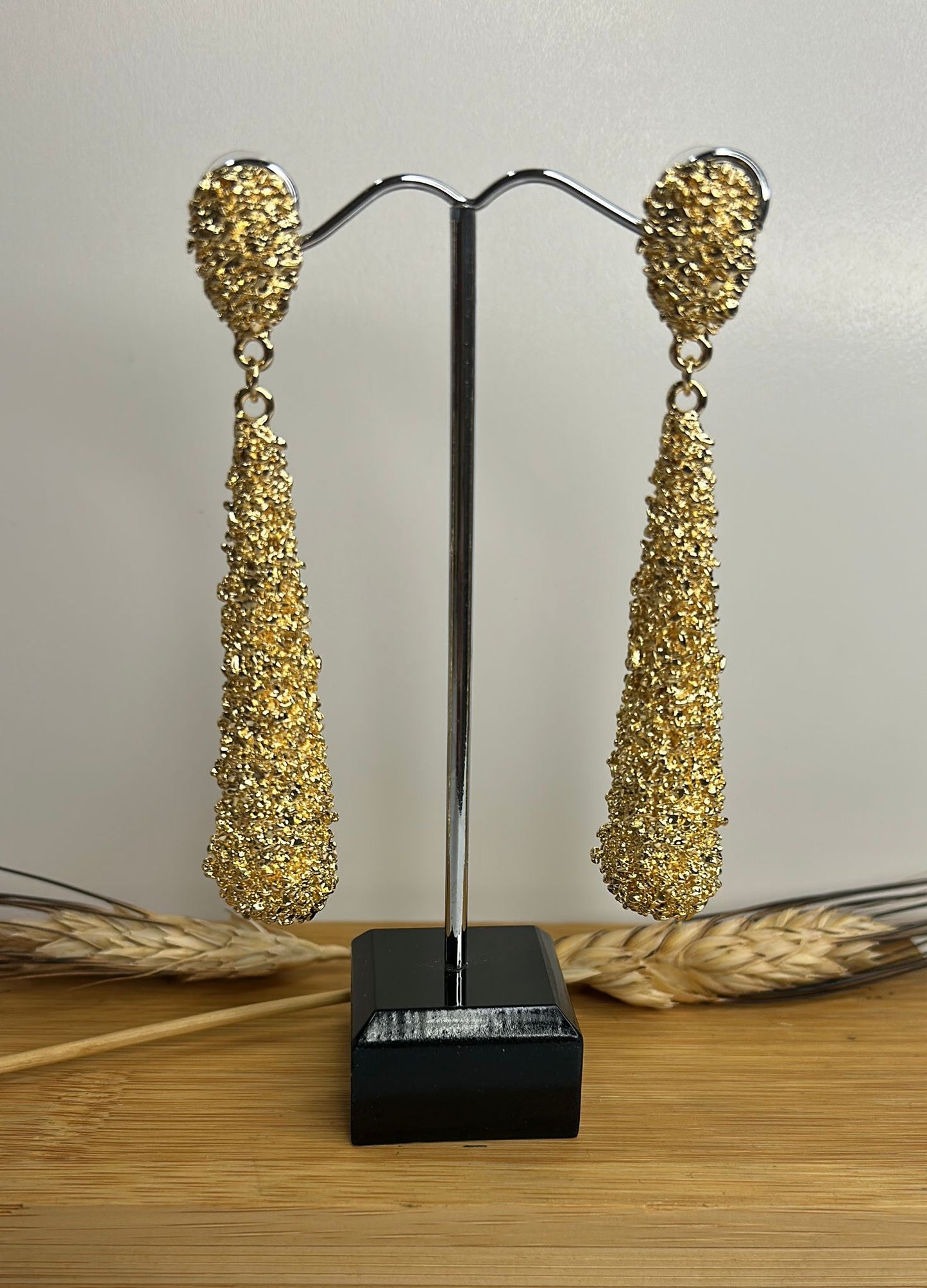 Pendiente flamenca dorado
