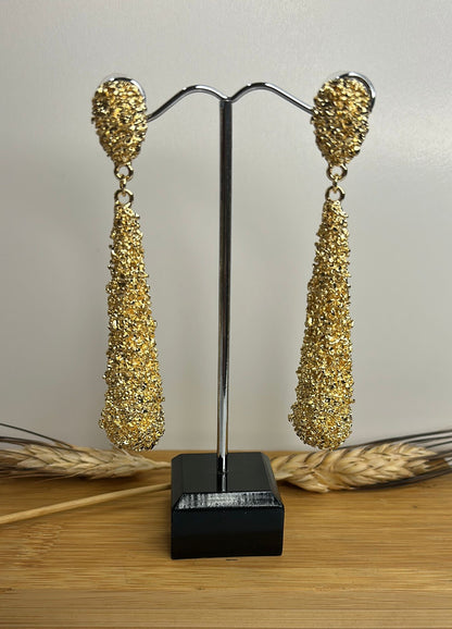 Pendiente flamenca dorado