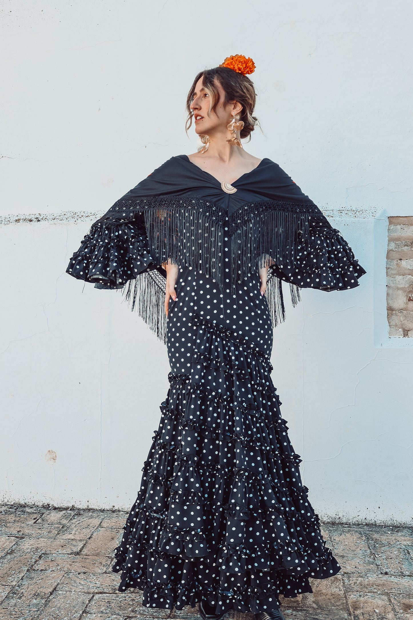 TRAJE FLAMENCA LUNARES NEGRO