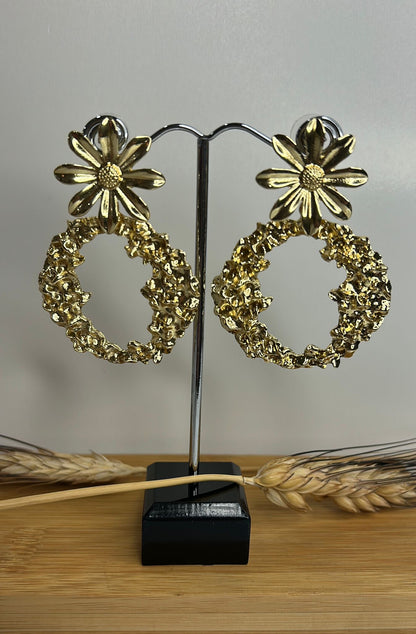 Pendiente flamenca dorado