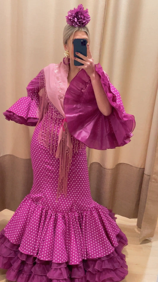 Traje abril