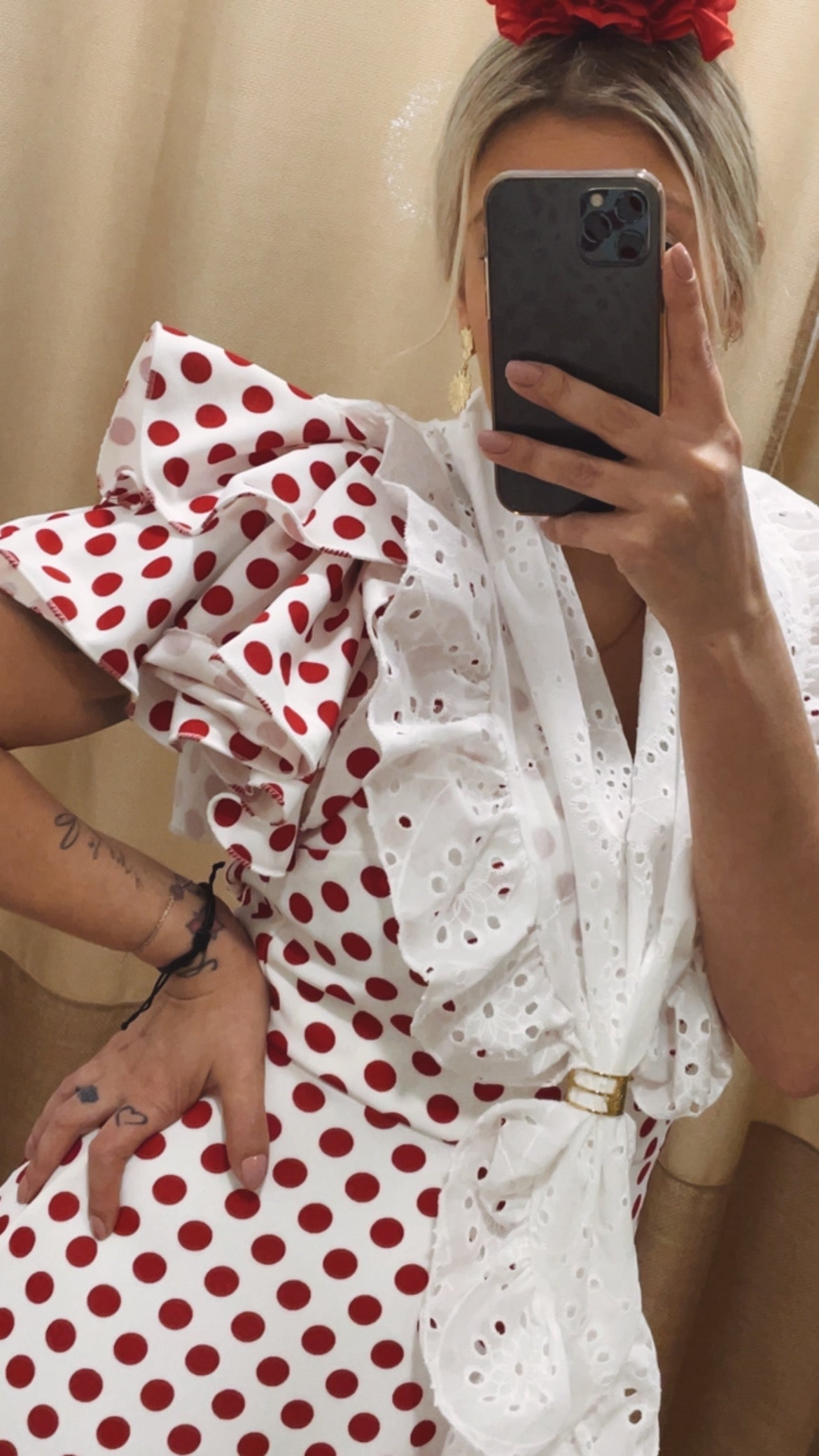 Bata lunares ABRIL