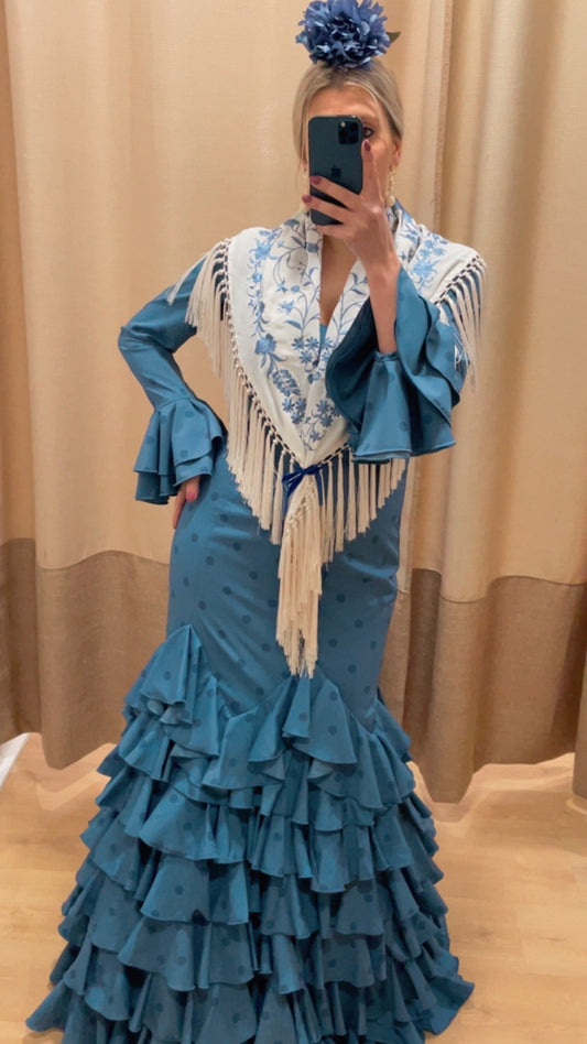 Traje canastero escándalo