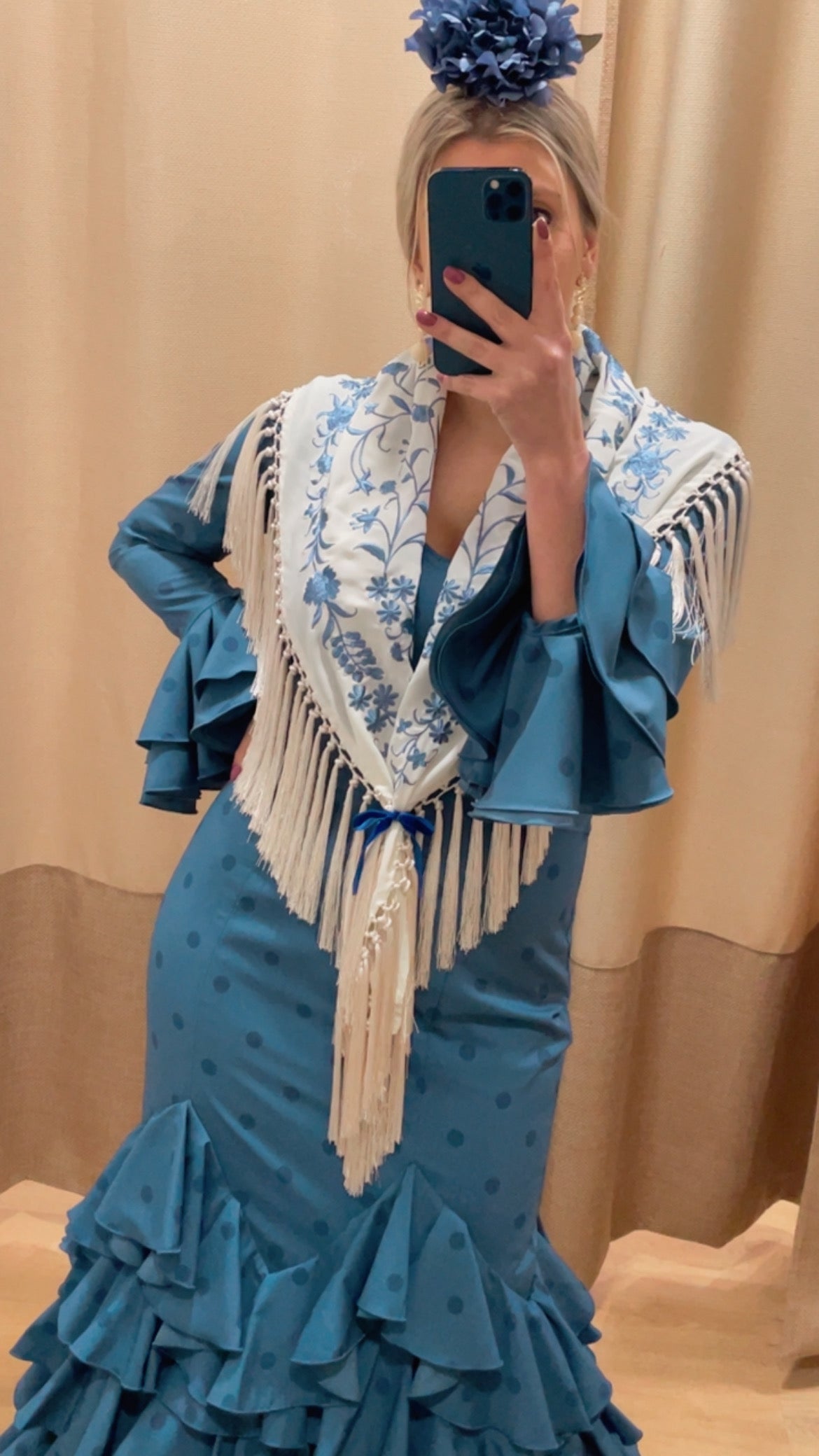 Traje canastero escándalo