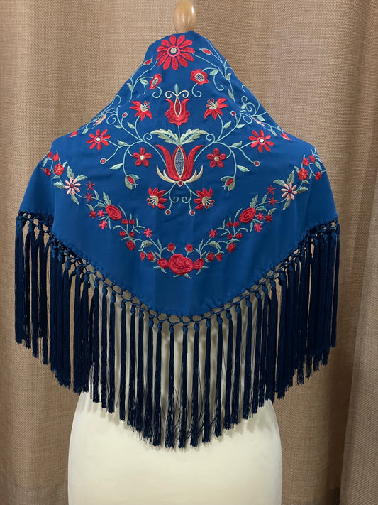 Mantón abril