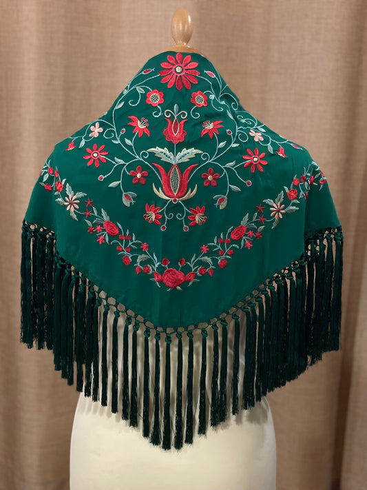 Mantón abril